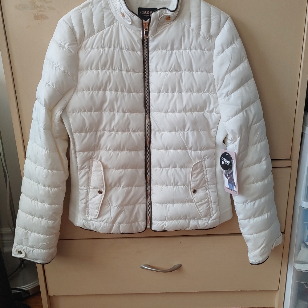 Ciso White Quilted Puffer Jacket with Gold Zipper - Picture 5 of 9